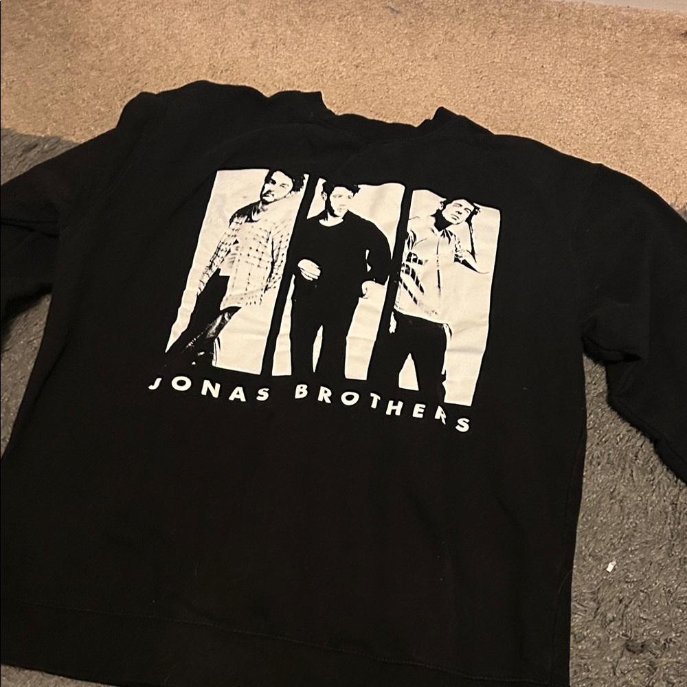 Black Jonas Brothers Graphic Sweatshirt